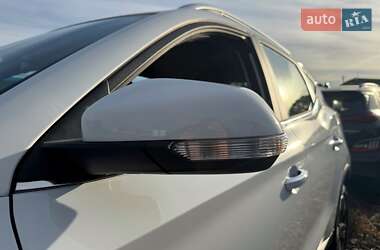 Позашляховик / Кросовер MG ZS EV 2021 в  фото 16 Позашляховик / Кросовер MG ZS EV 2021 в