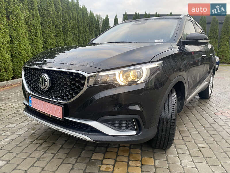 MG ZS EV 2020