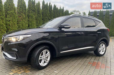 Позашляховик / Кросовер MG ZS EV 2020 в 