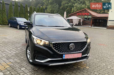 Позашляховик / Кросовер MG ZS EV 2020 в 