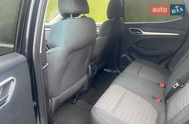 Позашляховик / Кросовер MG ZS EV 2020 в 