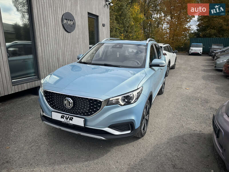 MG ZS EV 2020