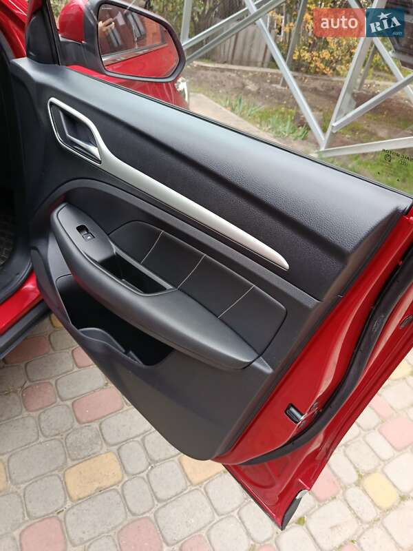Внедорожник / Кроссовер MG ZS EV 2020 в Черкассах фото 13 Внедорожник / Кроссовер MG ZS EV 2020 в Черкассах
