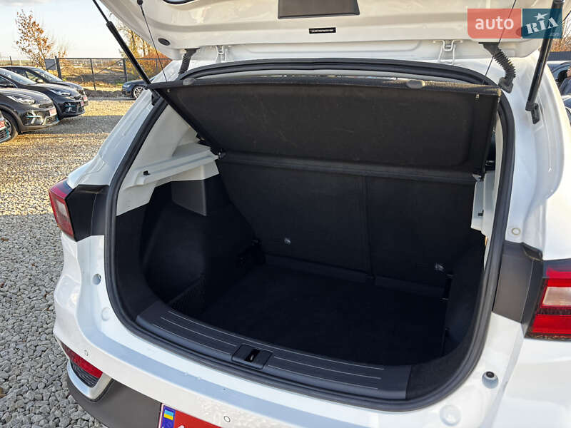 Внедорожник / Кроссовер MG ZS EV 2021 в Львове