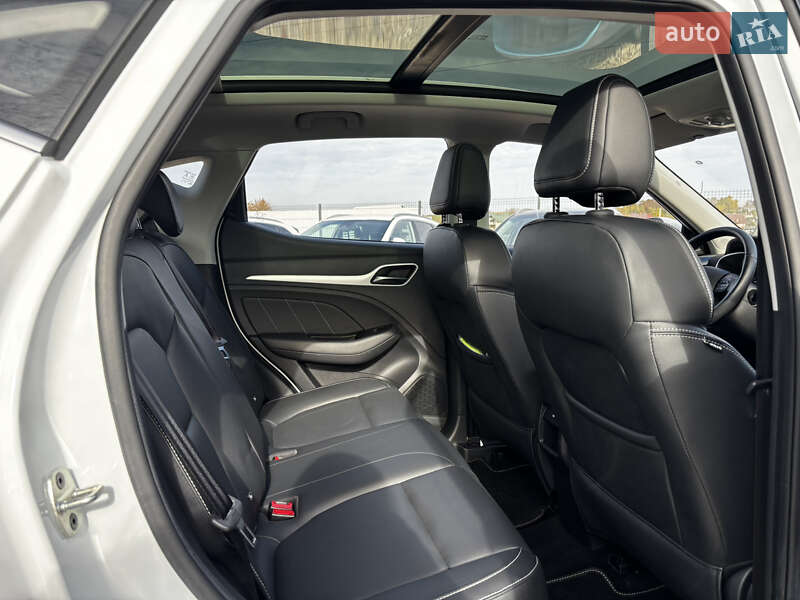 Внедорожник / Кроссовер MG ZS EV 2021 в Львове