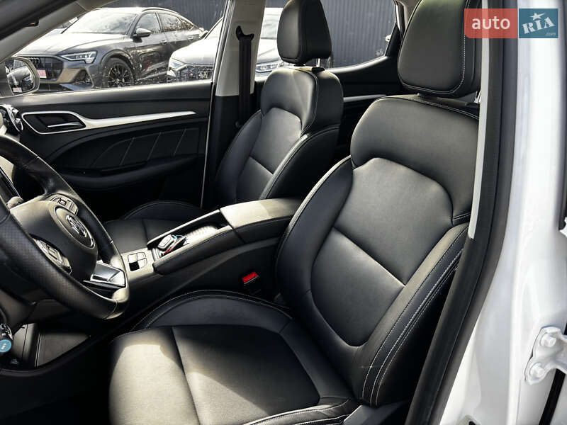 Внедорожник / Кроссовер MG ZS EV 2021 в Львове