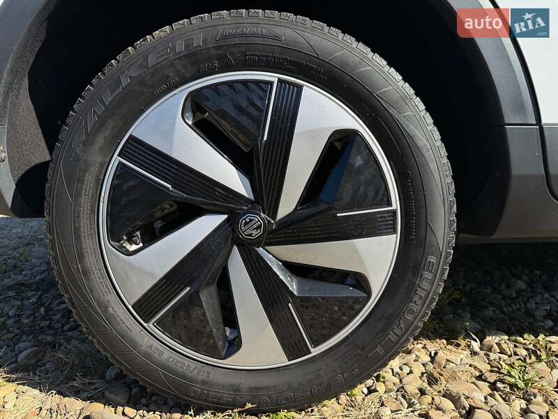 Внедорожник / Кроссовер MG ZS EV 2021 в Львове