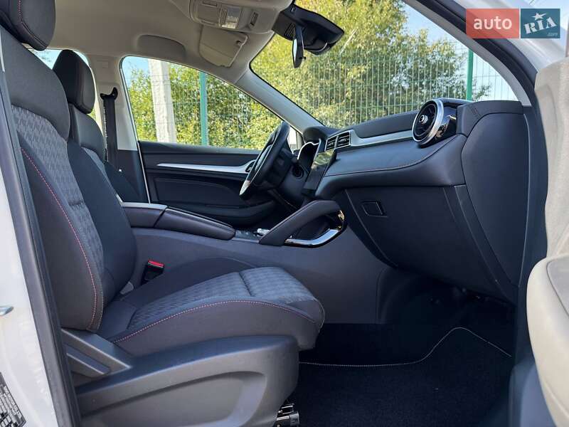 Внедорожник / Кроссовер MG ZS EV 2021 в Львове