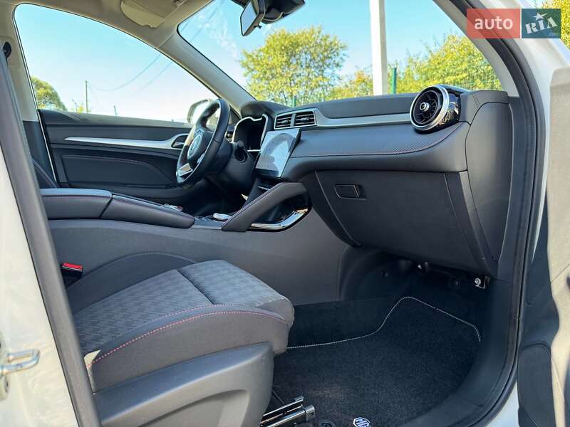 Внедорожник / Кроссовер MG ZS EV 2021 в Львове