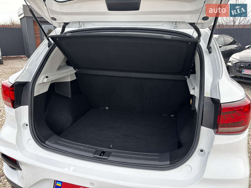 Внедорожник / Кроссовер MG ZS EV 2022 в Львове