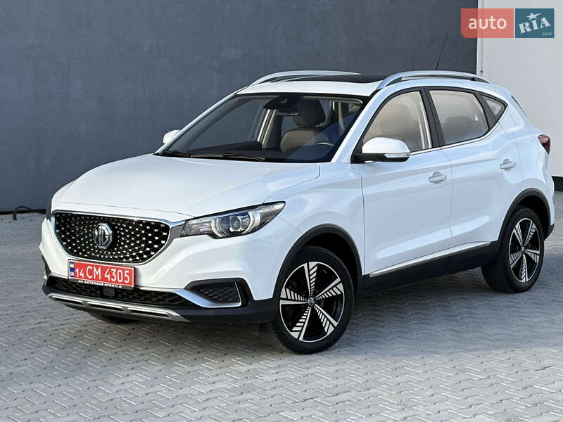 MG ZS EV 2020