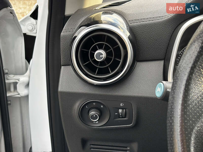 Позашляховик / Кросовер MG ZS EV 2020 в Львові фото 21 Позашляховик / Кросовер MG ZS EV 2020 в Львові