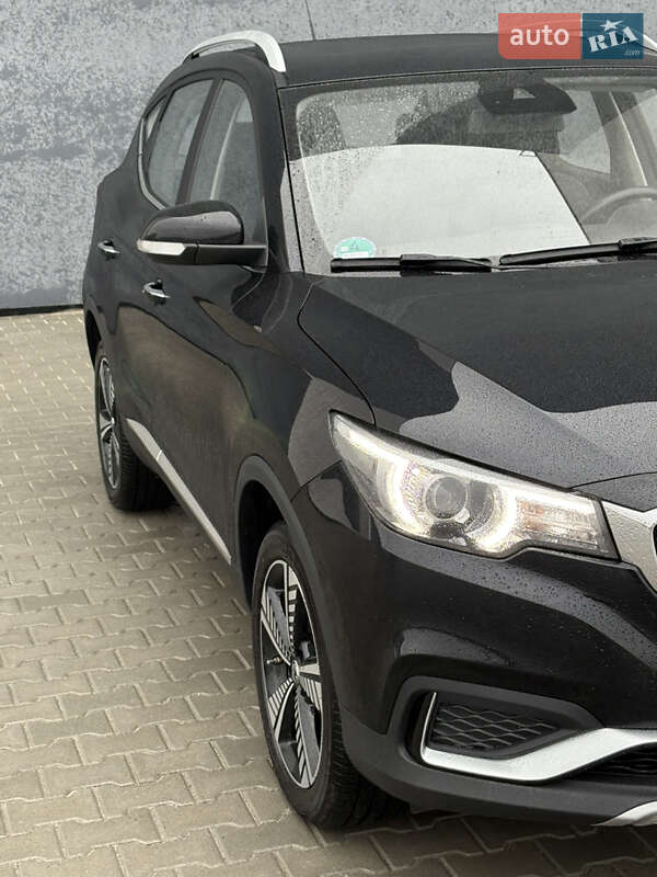 Позашляховик / Кросовер MG ZS EV 2020 в Львові