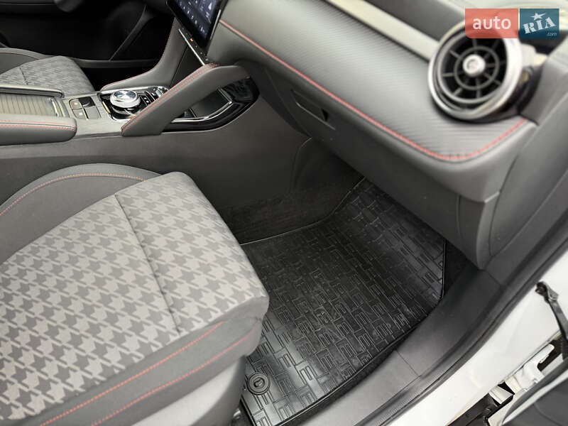 Внедорожник / Кроссовер MG ZS EV 2022 в Радивилове