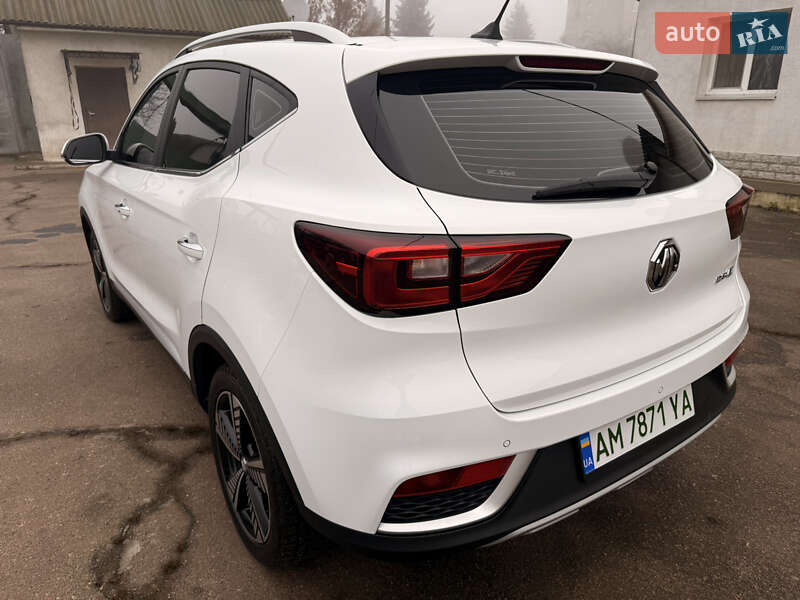 Внедорожник / Кроссовер MG ZS EV 2021 в Житомире