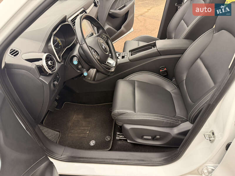 Внедорожник / Кроссовер MG ZS EV 2021 в Житомире