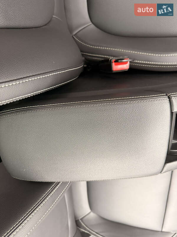 Внедорожник / Кроссовер MG ZS EV 2021 в Житомире