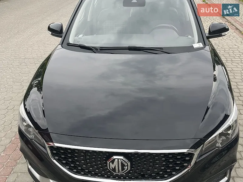 MG ZS EV 2019 VIN LSJW74096LZ023521 фото оголошення 2 з 30