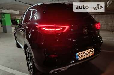 Седан MG ZS 2021 в 