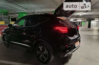 Седан MG ZS 2021 в 