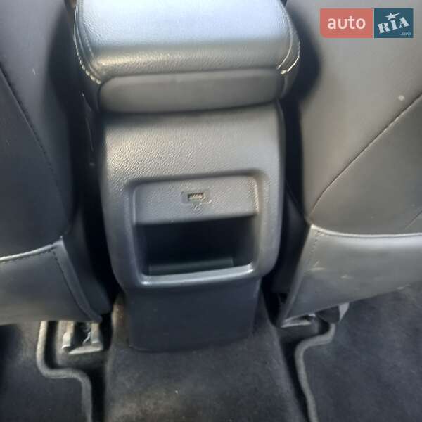 Седан MG ZS 2020 в Черновцах