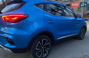 Внедорожник / Кроссовер MG ZS 2023 в 