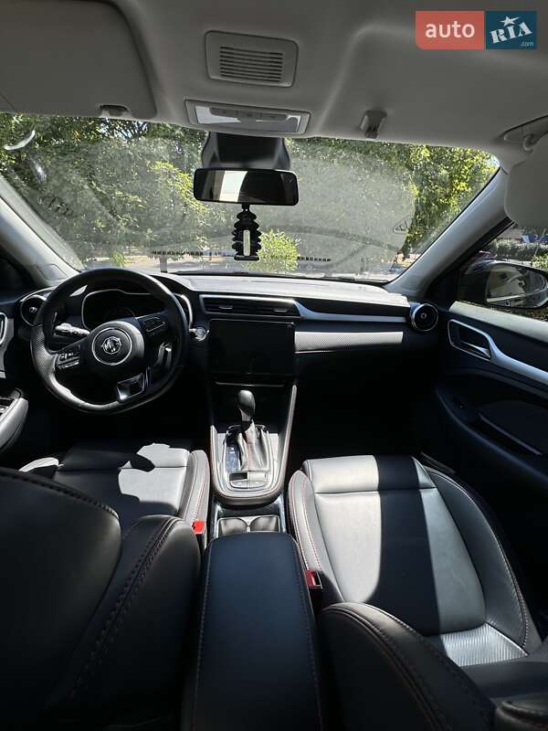 Внедорожник / Кроссовер MG ZS 2021 в Одессе