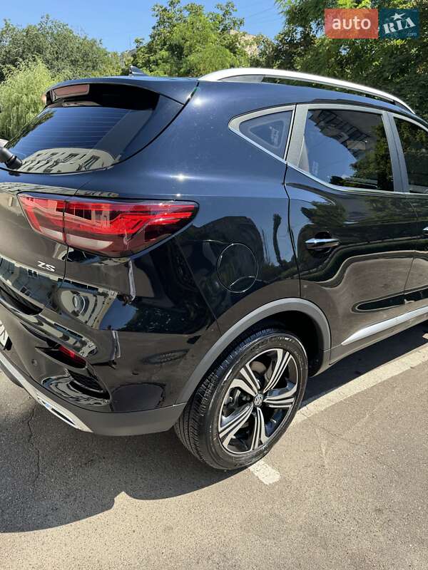 Внедорожник / Кроссовер MG ZS 2021 в Одессе