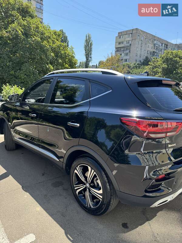 Внедорожник / Кроссовер MG ZS 2021 в Одессе