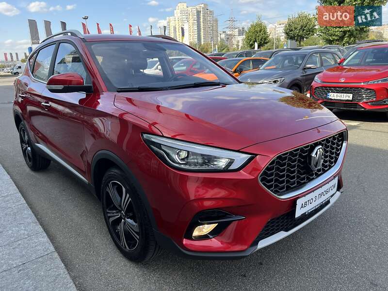 Внедорожник / Кроссовер MG ZS 2021 в Киеве