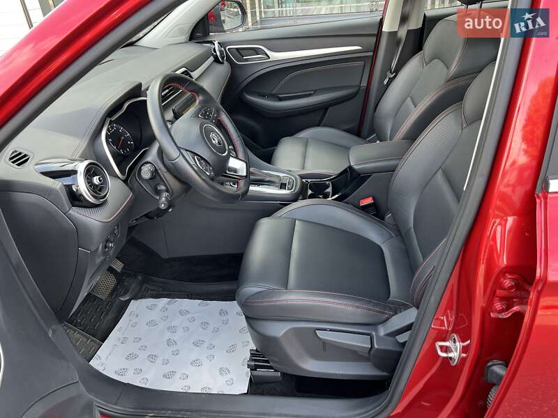 Внедорожник / Кроссовер MG ZS 2021 в Киеве
