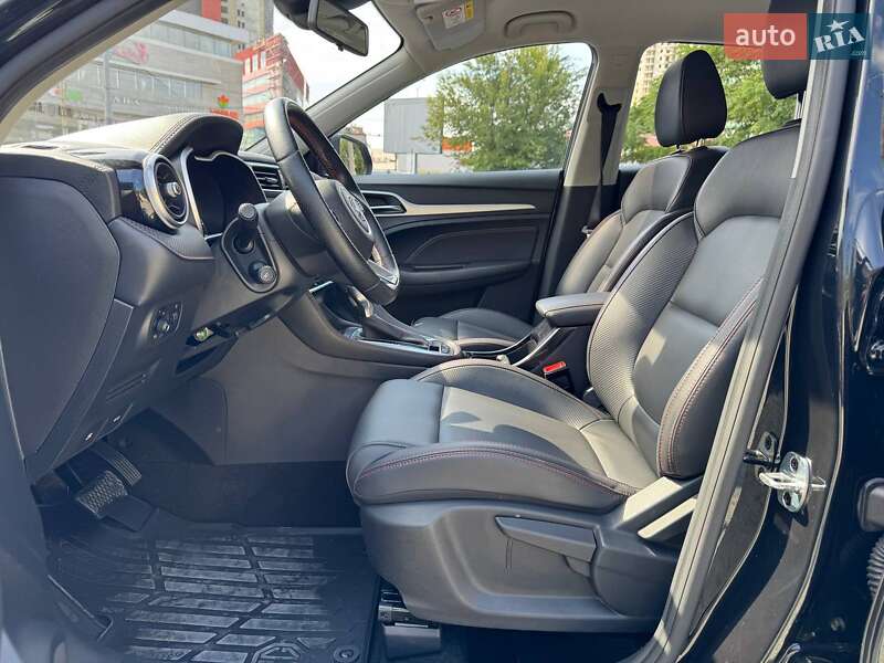 Внедорожник / Кроссовер MG ZS 2021 в Днепре
