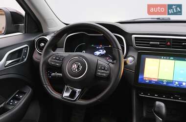 Позашляховик / Кросовер MG ZS 2022 в 