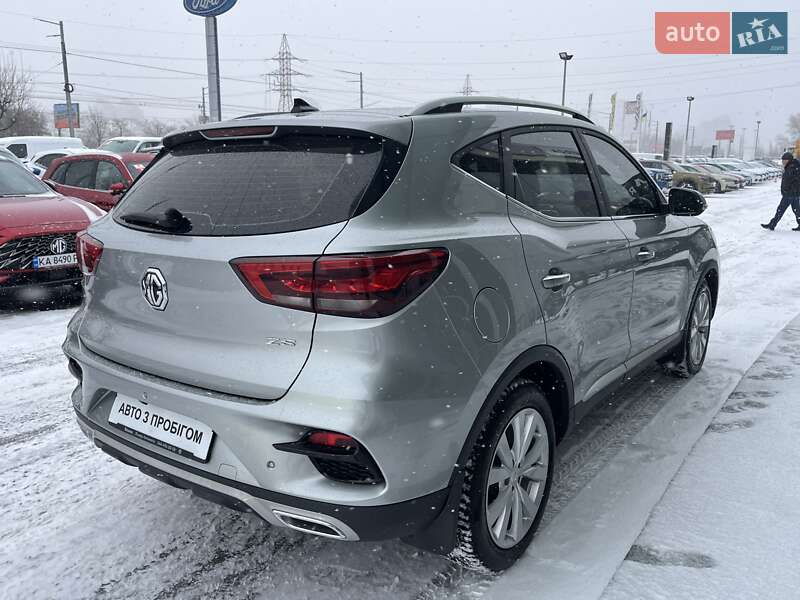 Внедорожник / Кроссовер MG ZS 2021 в Киеве