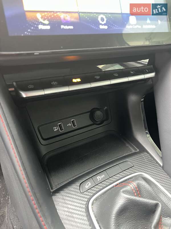 Внедорожник / Кроссовер MG ZS 2021 в Киеве