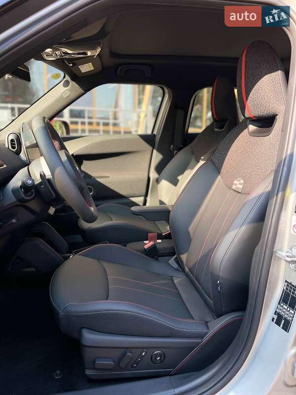 Внедорожник / Кроссовер MINI Aceman 2025 в Киеве