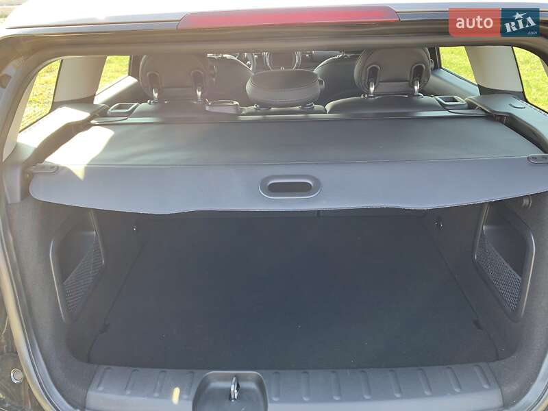 Универсал MINI Clubman 2017 в Староконстантинове