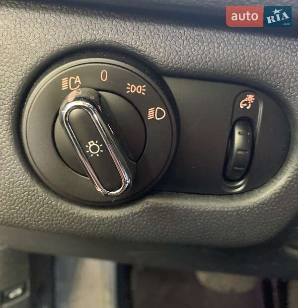 Универсал MINI Clubman 2017 в Староконстантинове