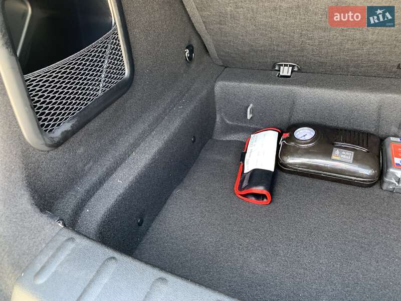 Универсал MINI Clubman 2017 в Староконстантинове