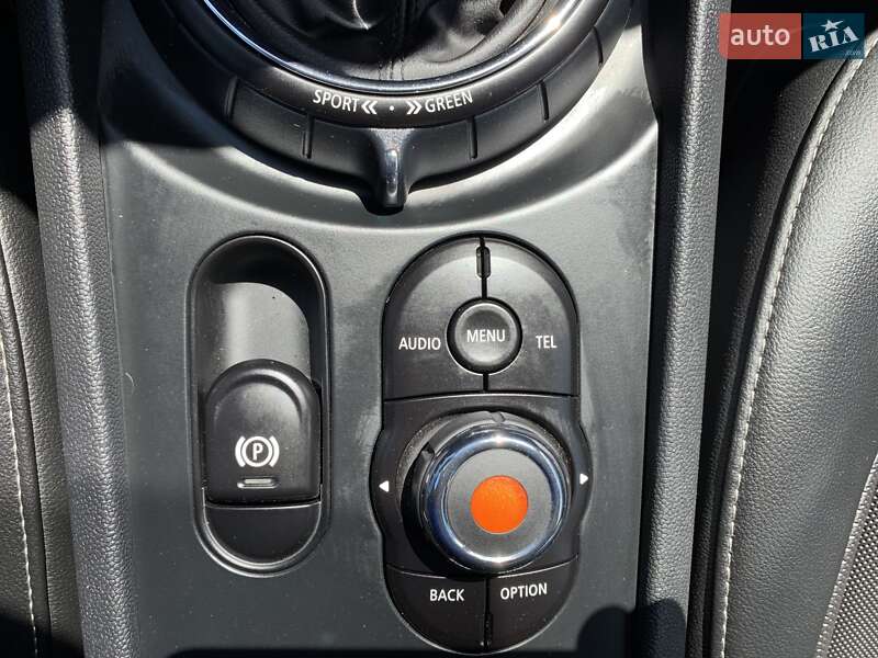 Универсал MINI Clubman 2017 в Староконстантинове