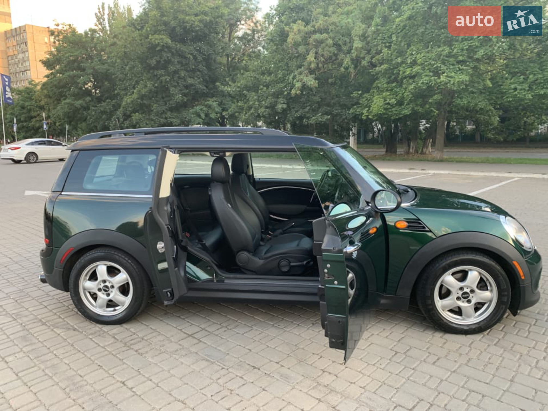 2010 MINI Clubman - мініатюра 18