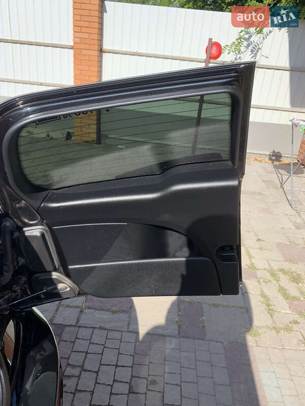 Универсал MINI Clubman 2017 в Белой Церкви фото 32 Универсал MINI Clubman 2017 в Белой Церкви