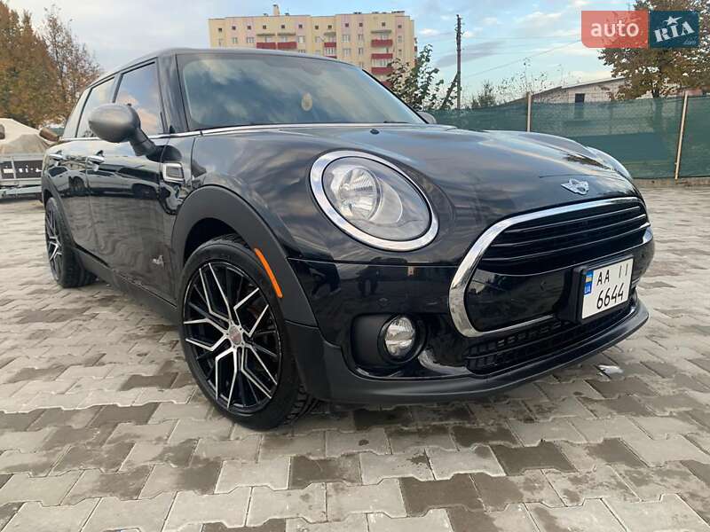 Универсал MINI Clubman 2017 в Староконстантинове