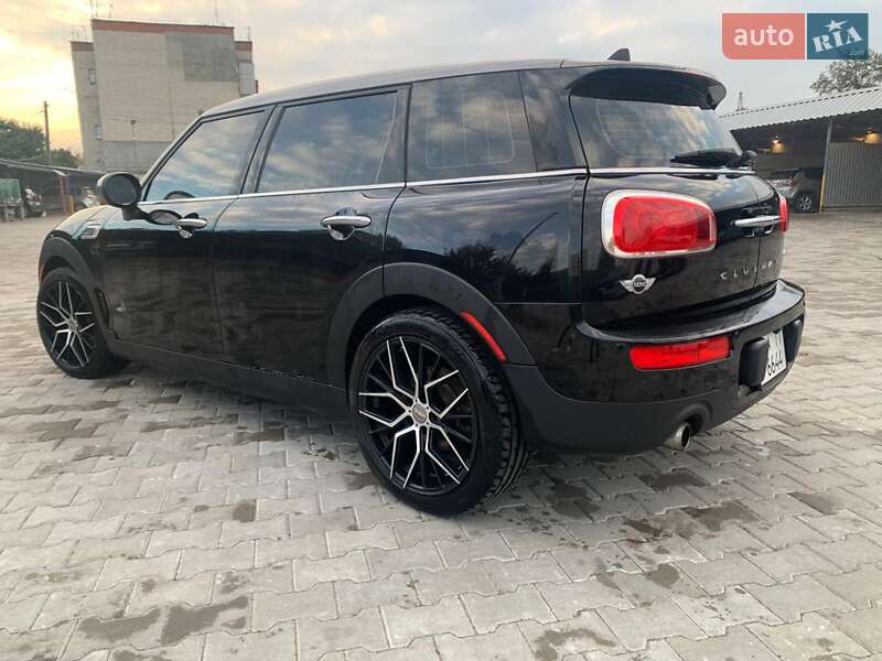 Универсал MINI Clubman 2017 в Староконстантинове