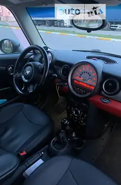 MINI Clubman 2011