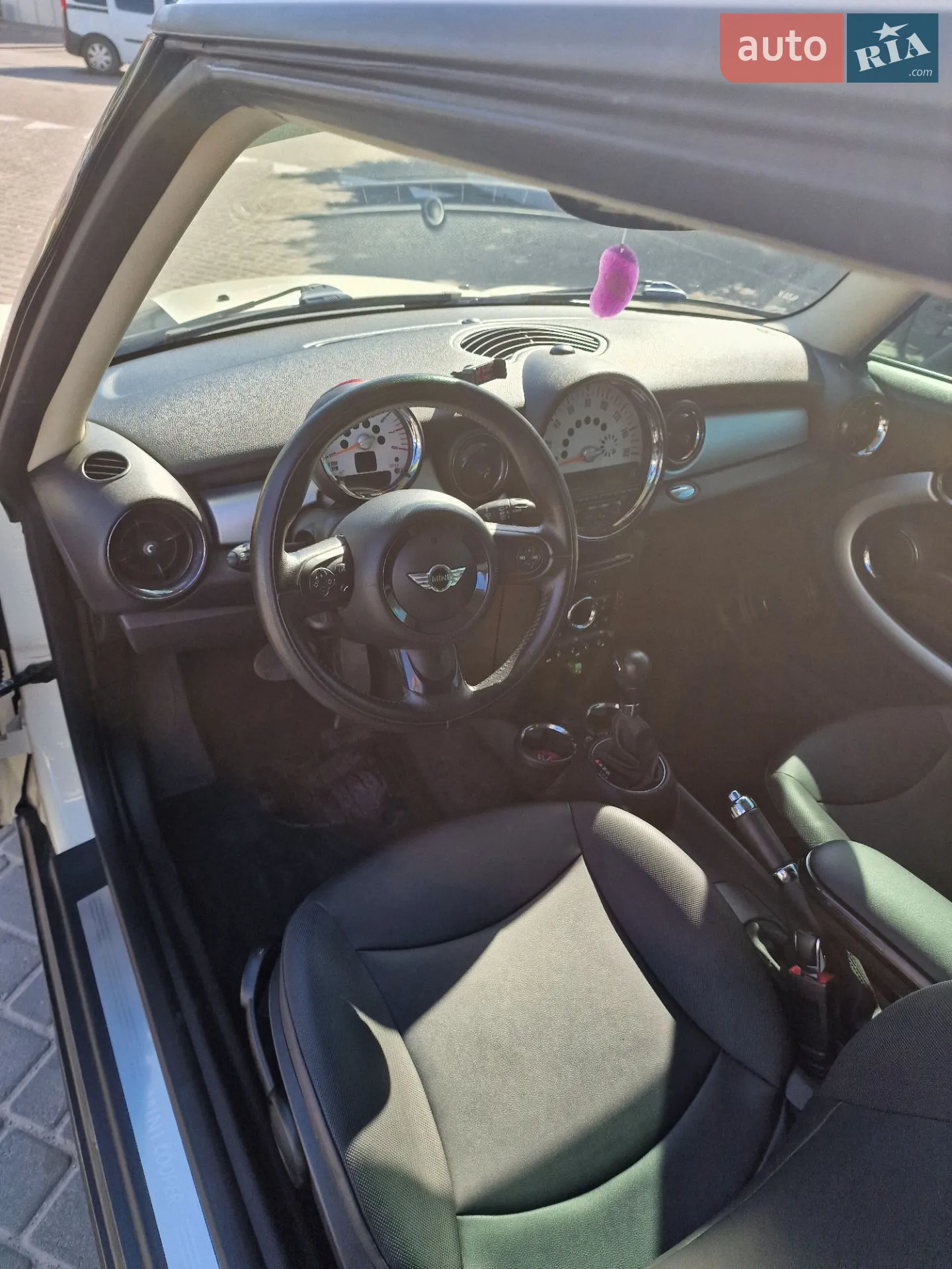 2011 MINI Clubman - мініатюра 8