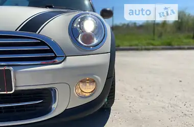 MINI Clubman 2013
