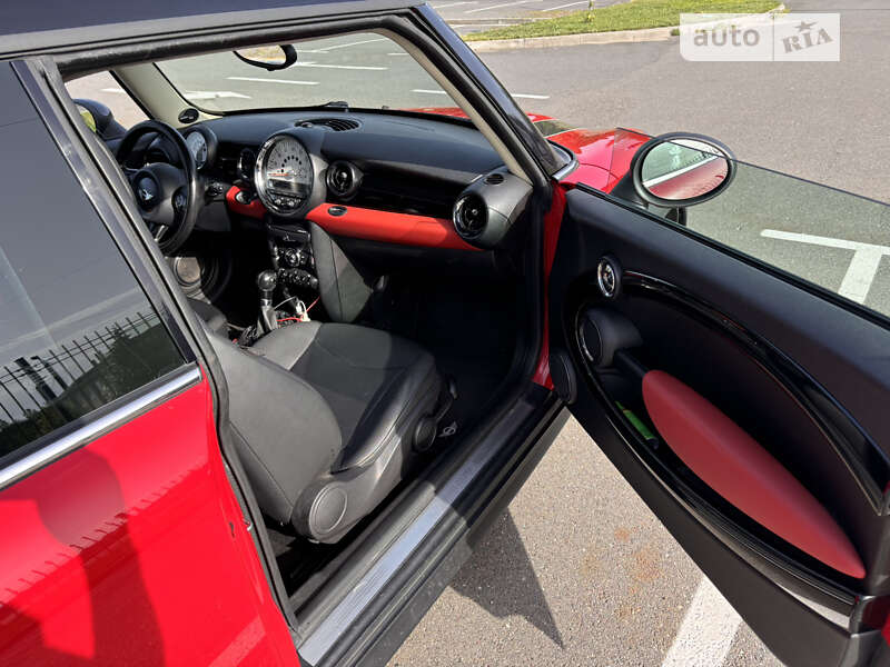 Универсал MINI Clubman 2012 в Киеве
