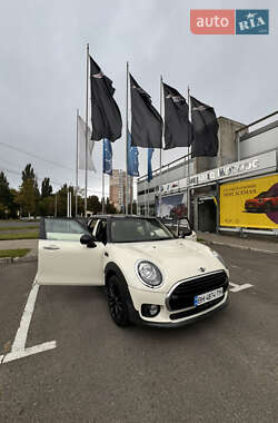 Универсал MINI Clubman 2017 в 