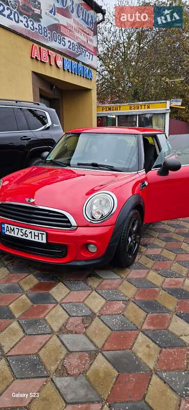 Хетчбек MINI Clubman 2010 в Житомирі